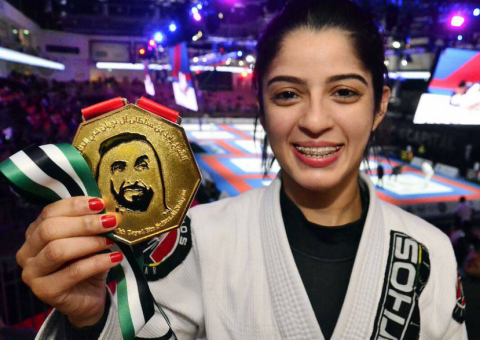 Atleta amazonense é campeã mundial de Jiu-Jítsu nos Emirados Árabes Unidos