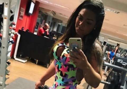  Em vídeo, Mulher Melancia mostra close de bumbum em calça colada enquanto malha