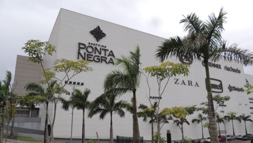 Polícia Militar realiza exposição em shopping de Manaus  