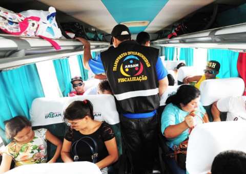 Cerca de 10 mil pessoas devem deixar Manaus no feriado e fiscalização será reforçada