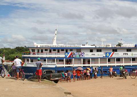 Barco 'Todos pela Vida' chega ao município de Ipixuna