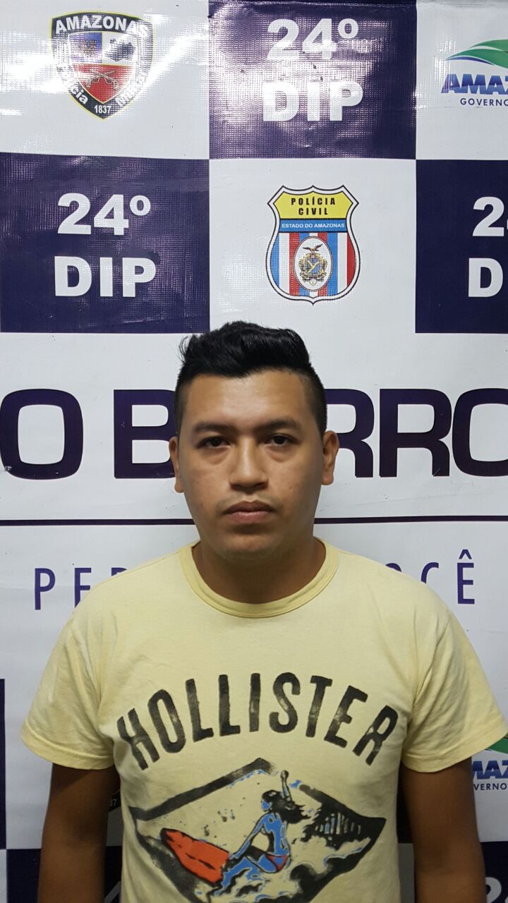 Homem é preso com 250 trouxinhas de drogas e arma de fogo em Manaus