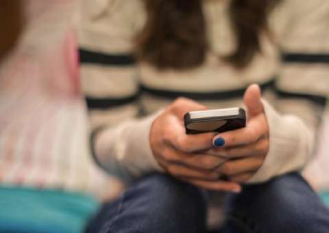 Perder fotos do celular é pior que terminar um relacionamento, diz pesquisa