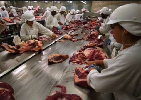 MPF denuncia 60 pessoas investigadas na Operação Carne Fraca