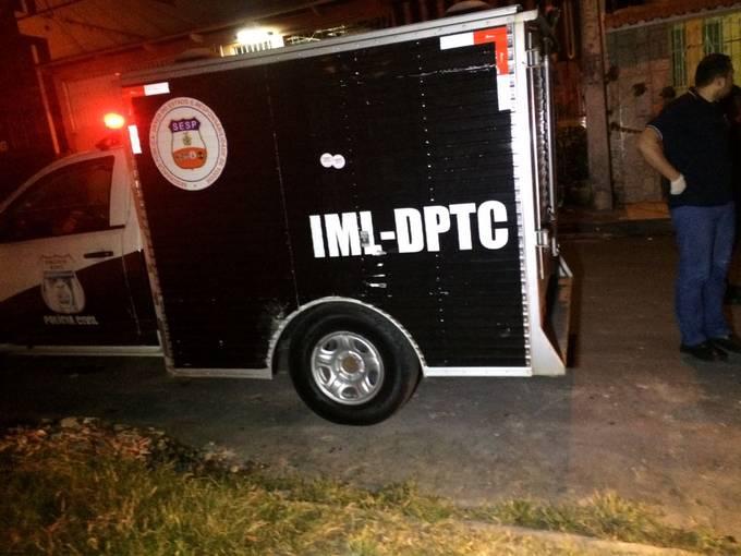 Policial aposentado é morto com 3 tiros durante assalto em Manaus