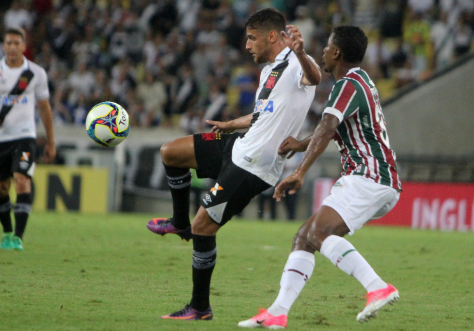 Fluminense atropela o Vasco e está na final do Carioca