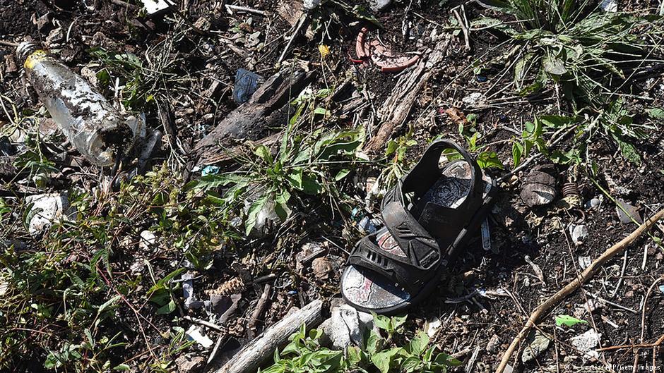 Polícia encontra vala com pelo menos 10 corpos em cidade turística