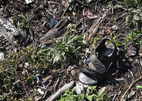 Polícia encontra vala com pelo menos 10 corpos em cidade turística