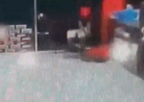 Vídeo: Homem é assassinado em loja de conveniência na zona Norte de Manaus