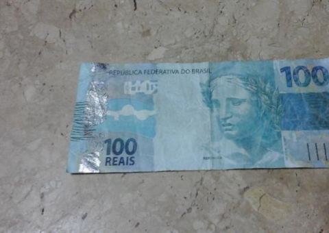 Homem tenta pagar gasolina com nota falsa, mas é preso em Manaus