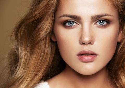 Se aplicar esta receita no rosto todas as noites, em breve não terá nenhuma mancha