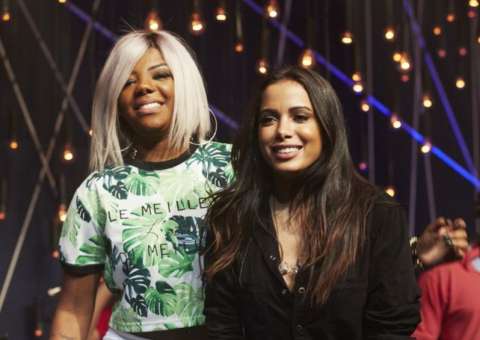 Anitta chama Ludmilla para comandar programa “Música Boa Ao Vivo”
