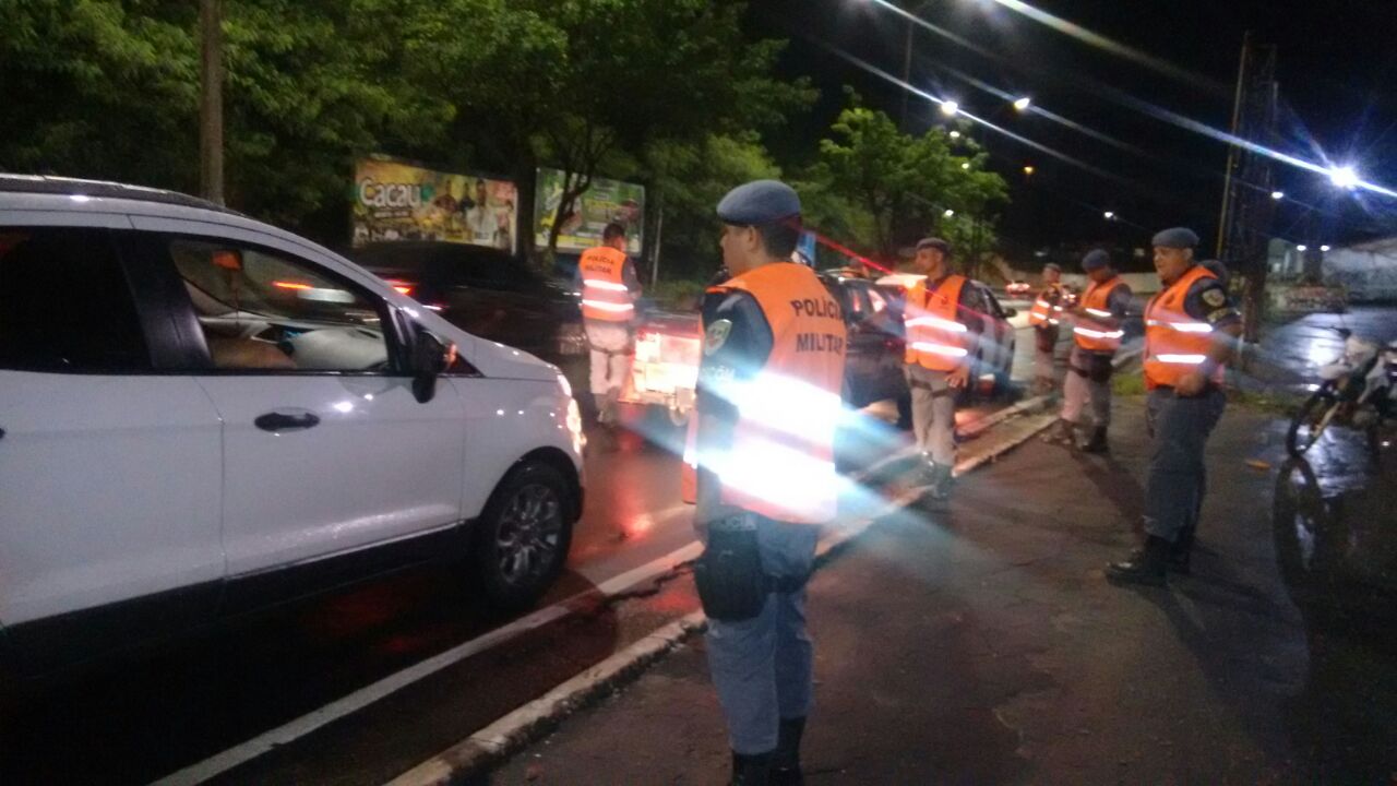 Cerca de 11 toneladas de drogas são apreendidas durante operação da PM