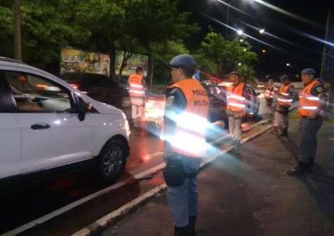 Cerca de 11 toneladas de drogas são apreendidas durante operação da PM