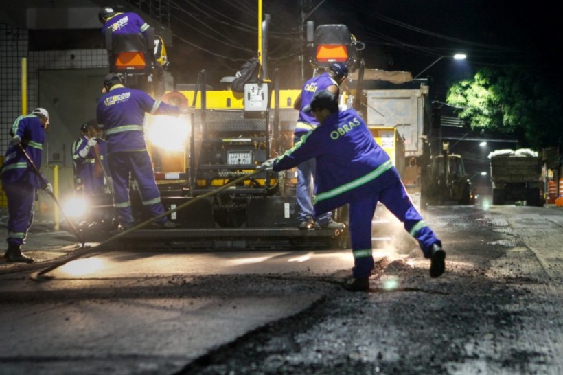 Ações de tapa-buraco passam por diferentes pontos de Manaus 