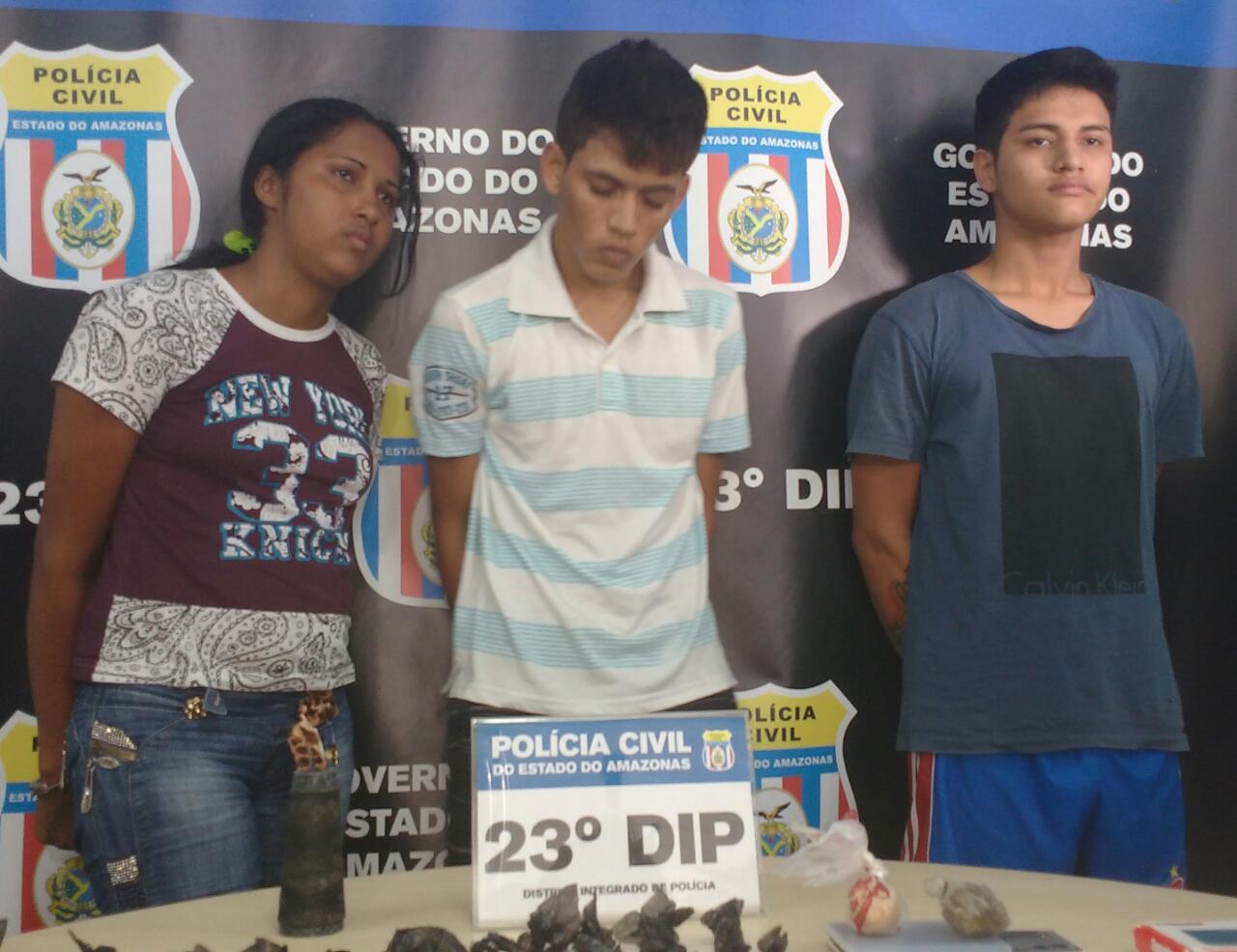 Triângulo amoroso é preso acusado de cometer assaltos em Manaus 