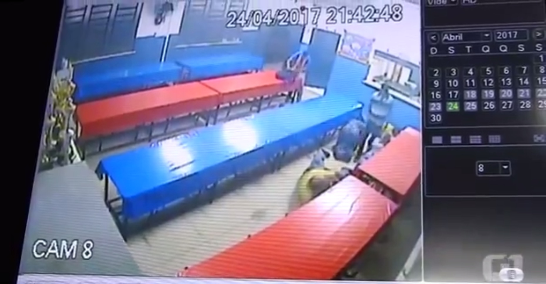 Grupo armado invade escola e agride alunos no Amazonas