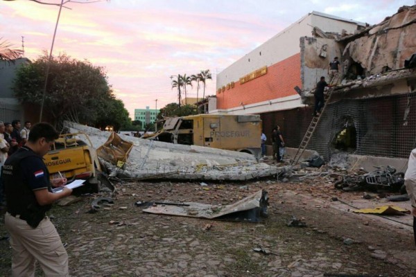 Dez pessoas são presas suspeitas de participarem de assalto no Paraguai