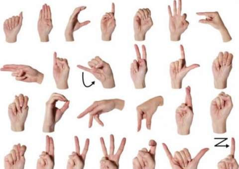 Servidores participam de cursos de Libras em Manaus  