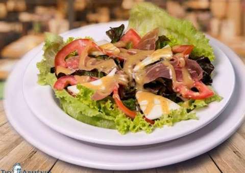 Restaurante ajuda clientes que quer uma comida gostosa sem sair da dieta