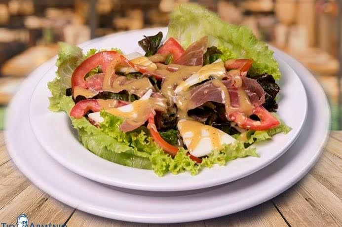 Restaurante ajuda clientes que quer uma comida gostosa sem sair da dieta