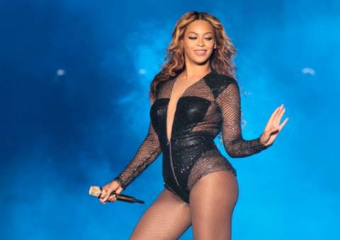 Beyoncé lança projeto de bolsa de estudos para mulheres  