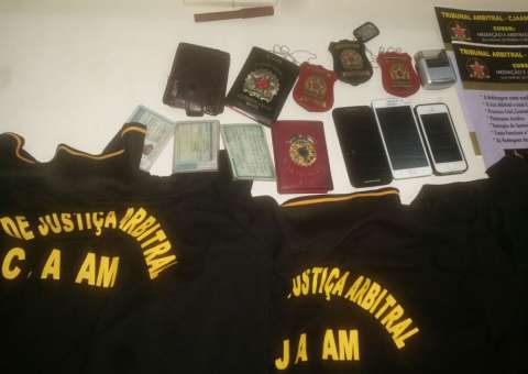 Dupla é presa acusada de falsificar documentos no Amazonas