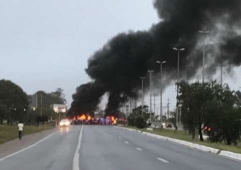 Brasil amanhece com manifestações e sem transportes públicos