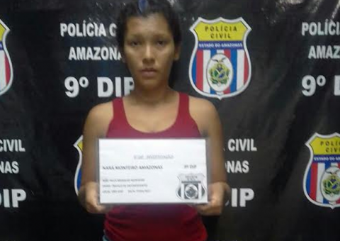 Jovem é presa suspeita de tráfico de drogas em Manaus