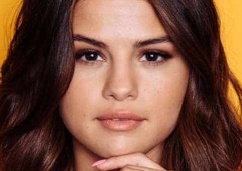 Selena Gomez radicaliza e corta os cabelos curtinhos; veja o resultado