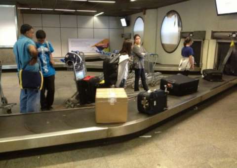 Justiça reverte liminar que impedia cobrança de bagagens por empresas aéreas