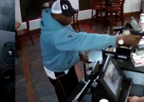 Atendente surpreende durante assalto à mão armada; Veja vídeo