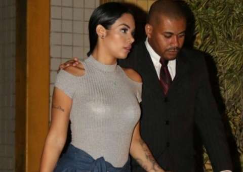 Ex-BBB Mayara Motti vai à delegacia no Rio de Janeiro e presta queixa 