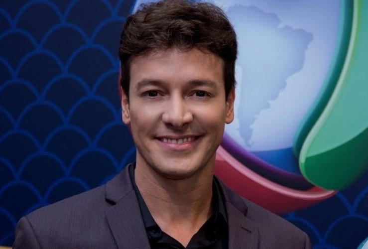 Com contrato pendente na Record, Rodrigo Faro fala sobre possível volta à Globo