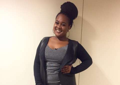 Ex-BBB Roberta cumpre promessa de se jogar da ponte por causa de Emilly 