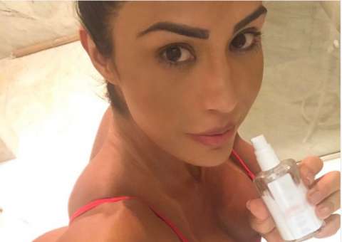 Gracyanne Barbosa faz post e corpo descomunal chama atenção