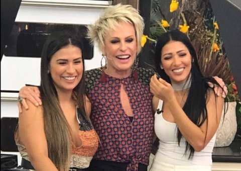 Ana Maria recebe Simone e Simaria e comete gafe histórica ao anunciar apresentação ao vivo