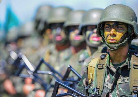 Exército lança edital com 440 vagas para homens e mulheres