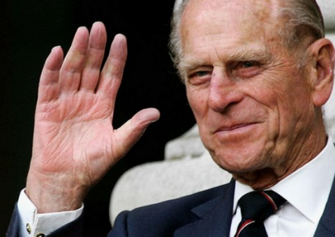 Aos 95 anos, marido da Rainha Elizabeth 'se aposenta'