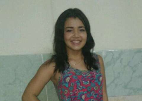 Adolescente desaparece após ir para escola no centro de Manaus 