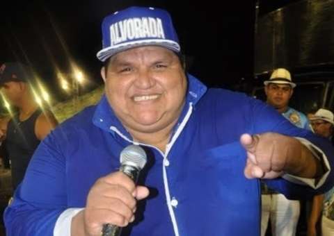 Sábado é dia de feijoada e samba no Sr. Garrafas