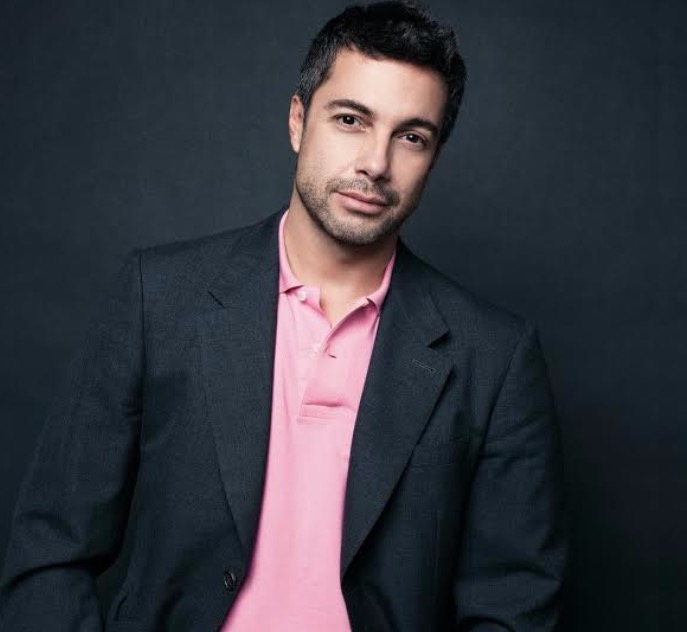 Fernando Torquatto apresenta palestra sobre as novas tendências de maquiagem em Manaus