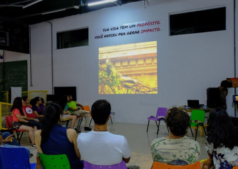 Flash day cartoon e curso para formação de gestores acontecem no Impact Hub em maio