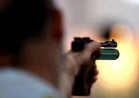 Jovem é surpreendido com vários tiros e morre em Manaus