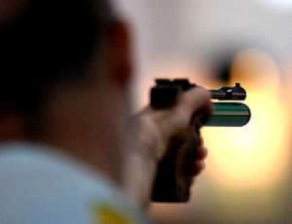 Jovem é surpreendido com vários tiros e morre em Manaus