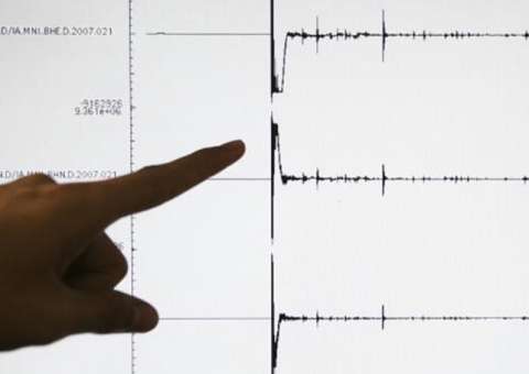 Terremoto de 5,4 graus deixa 8 mortos e 20 feridos na China