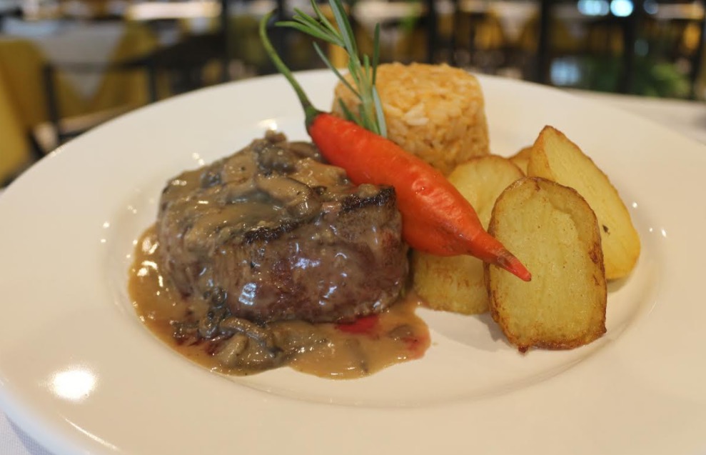 Shopping em Manaus investe em almoço especial para o Dia das Mães  