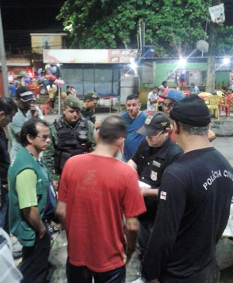Bares são interditados durante fiscalização em Manaus