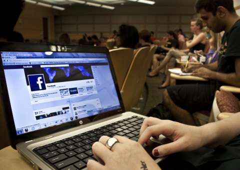 Facebook vai mudar o que aparece no feed para você; entenda