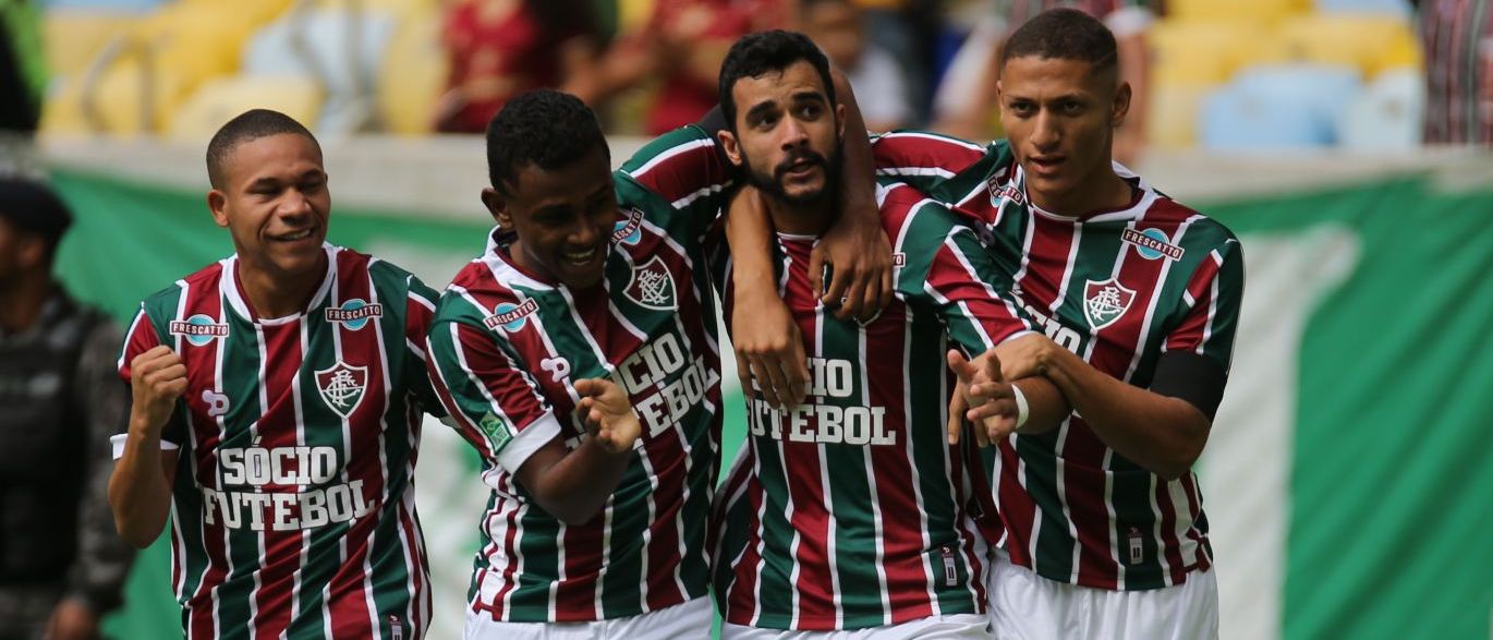 Fluminense atropela Santos no Maracanã e estreia com vitória no Campeonato brasileiro